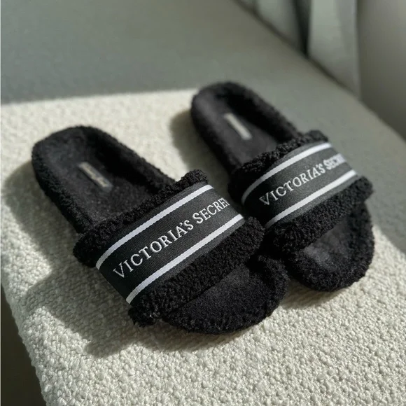 Slippers Victoria Secrets in perfect condition - Picture 5 of 8